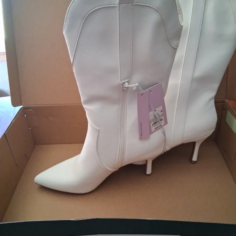 Wild Fable White Heeled Boots